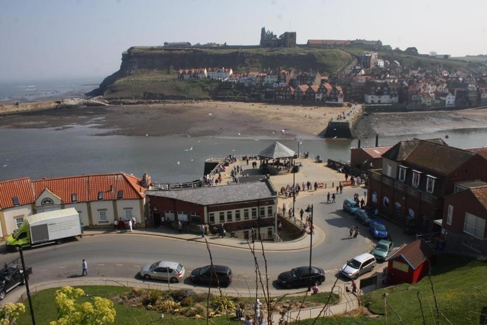 Little Pie In The Sky Bed & Breakfast Whitby Exterior foto